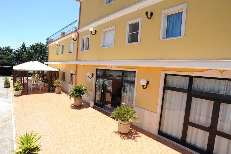 Hotel Garden San Giovanni Rotondo Exterior photo
